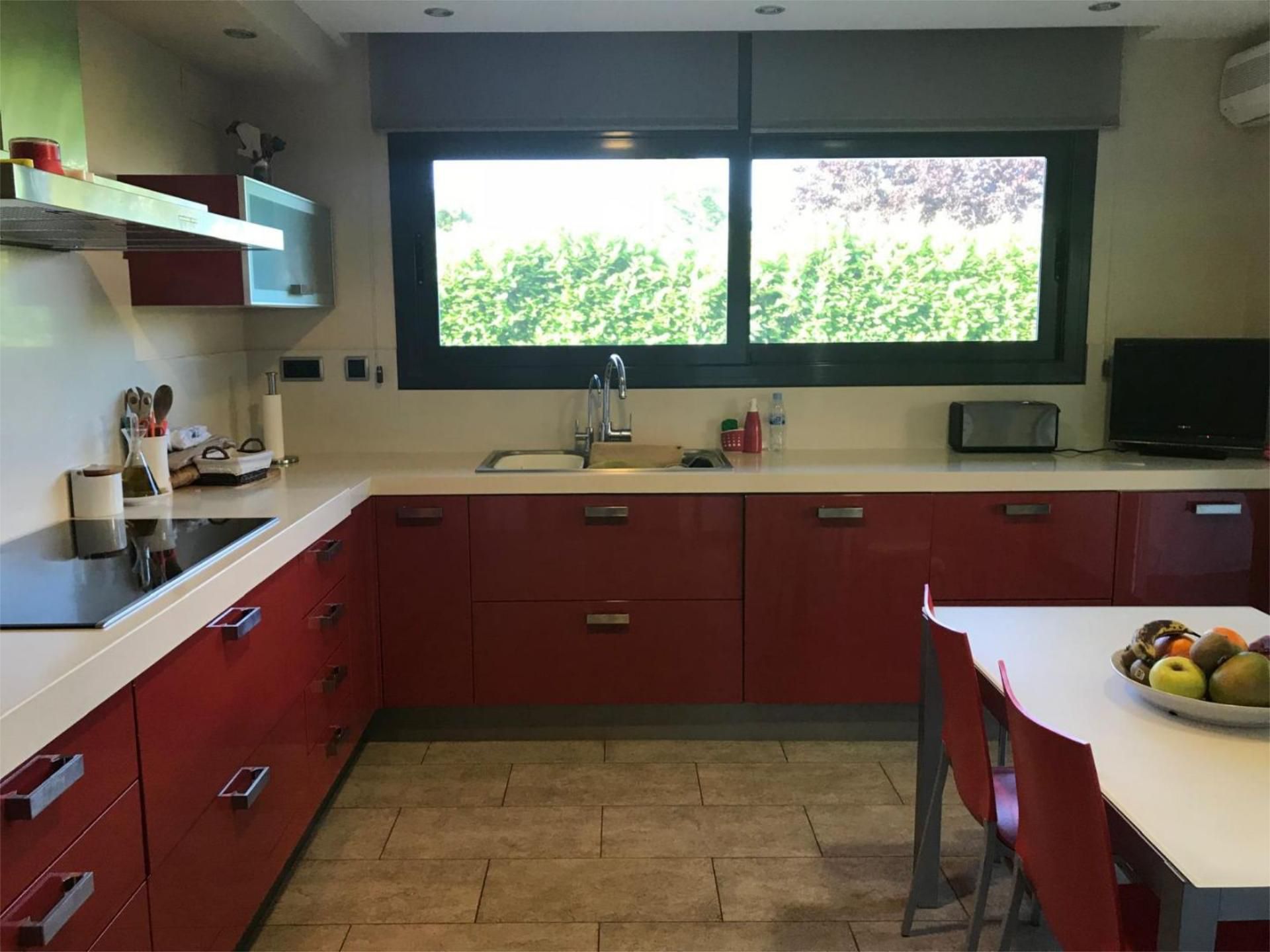 Kitchen of Flat for sale in L'Ametlla del Vallès  with Air Conditioner, Heating and Private garden