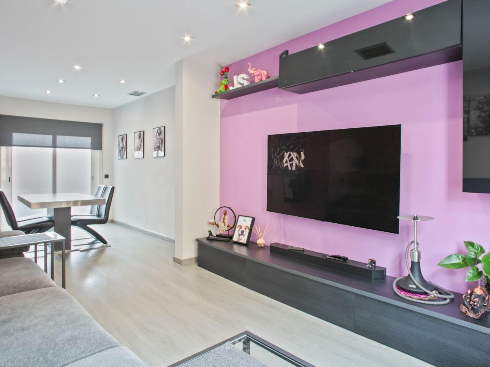 Living room of Flat for sale in Sabadell  with Air Conditioner and Terrace