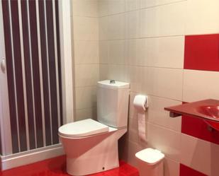 Bany de Apartament de lloguer en Guadassuar amb Terrassa i Moblat