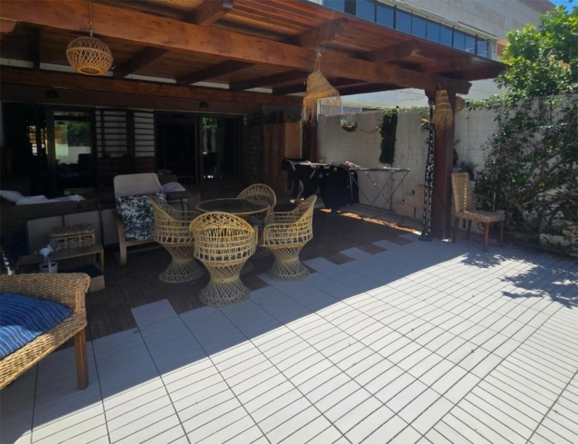 Terrassa de Pis en venda en Torremolinos amb Aire condicionat, Calefacció i Jardí privat