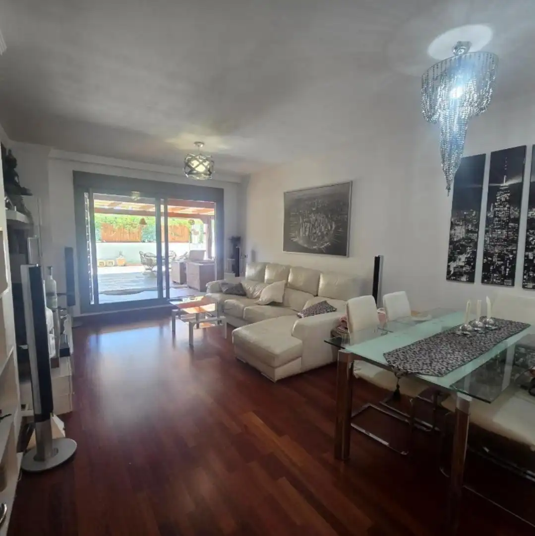 Piso en venta en Calle Frutos Herranz, 4, El Pinillo Sala de estar de Piso en venta en Torremolinos con Aire acondicionado, Calefacción y Jardín privado