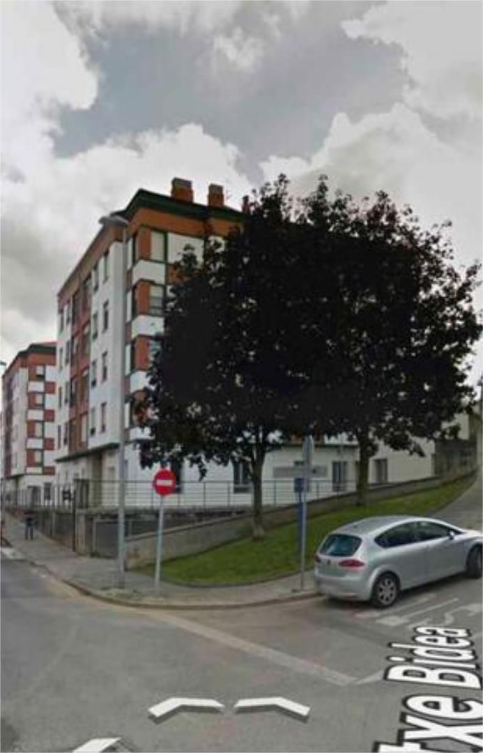 Exterior view of Garage to rent in Erandio
