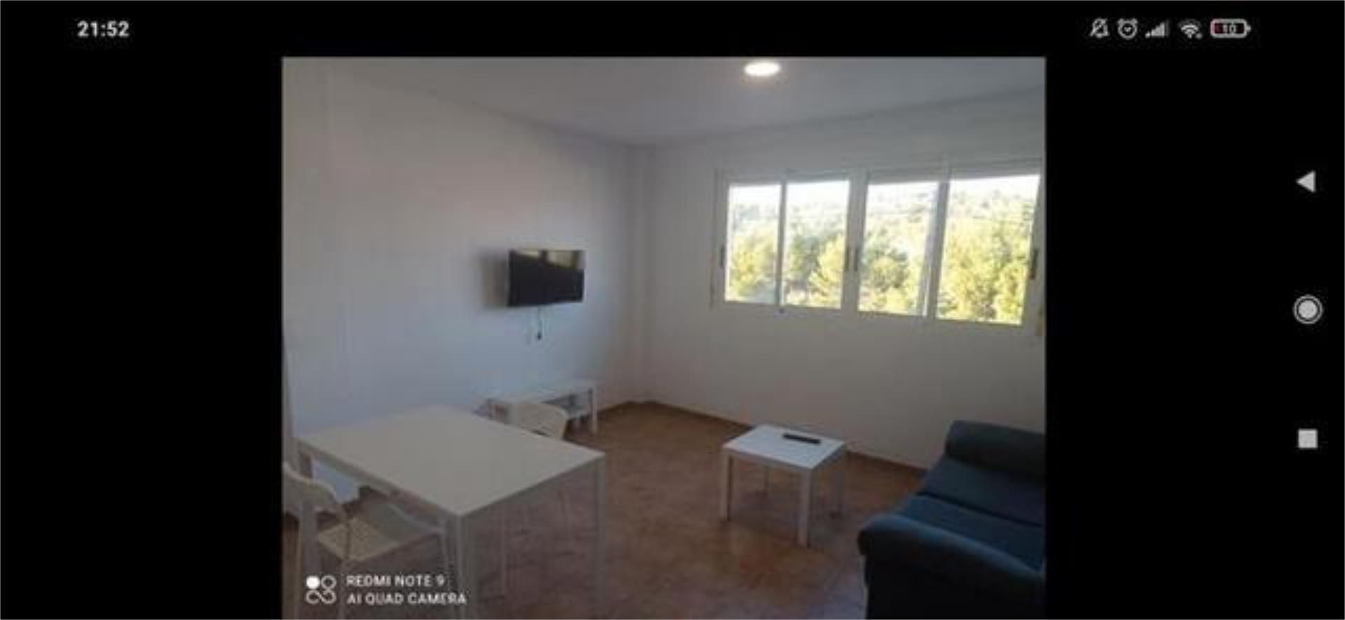Sala d'estar de Pis de lloguer en Crevillent amb Traster i Moblat