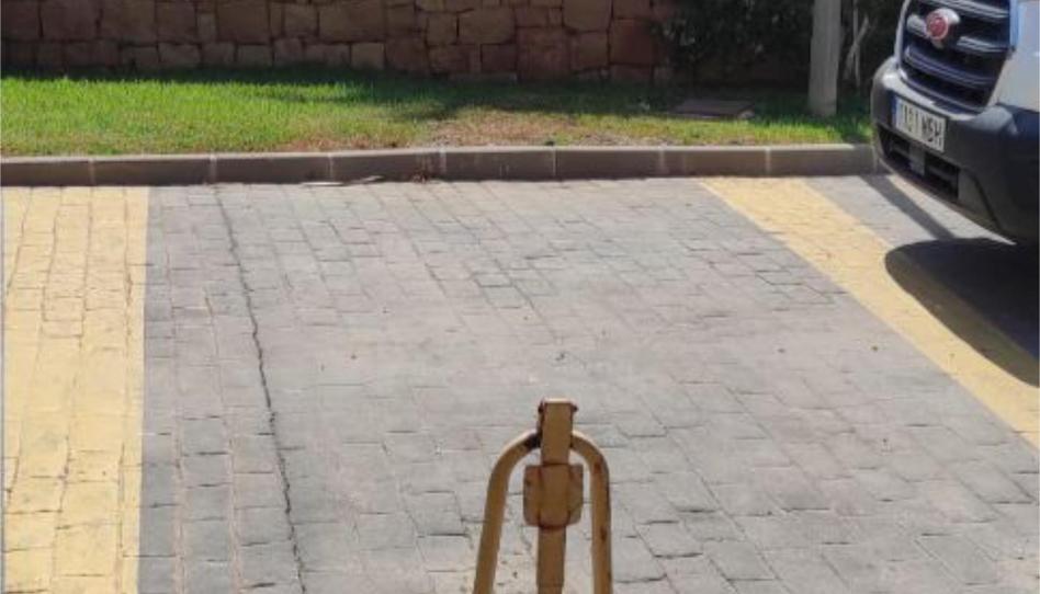 Foto 1 de Garaje de alquiler en Calle Camelia, 2, Cortijo Torrequebrada, Málaga