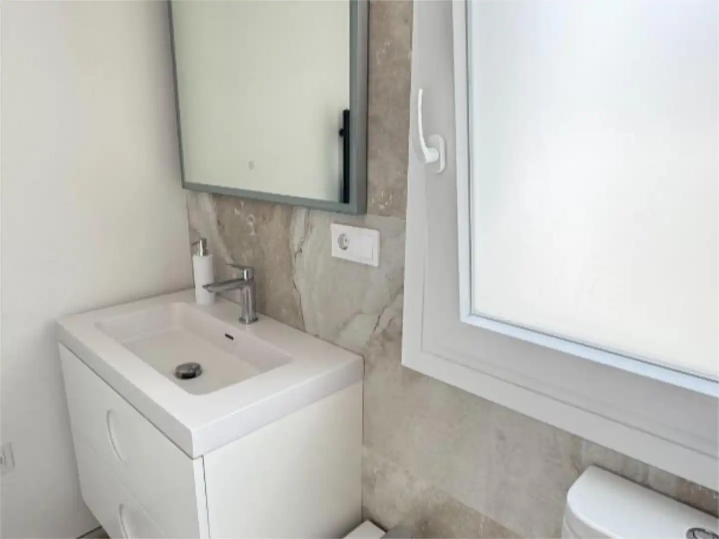 Dúplex en venta en Calle Dinamarca, 60, Altea Hills Baño de Dúplex en venta en Altea con Aire acondicionado, Calefacción y Jardín privado