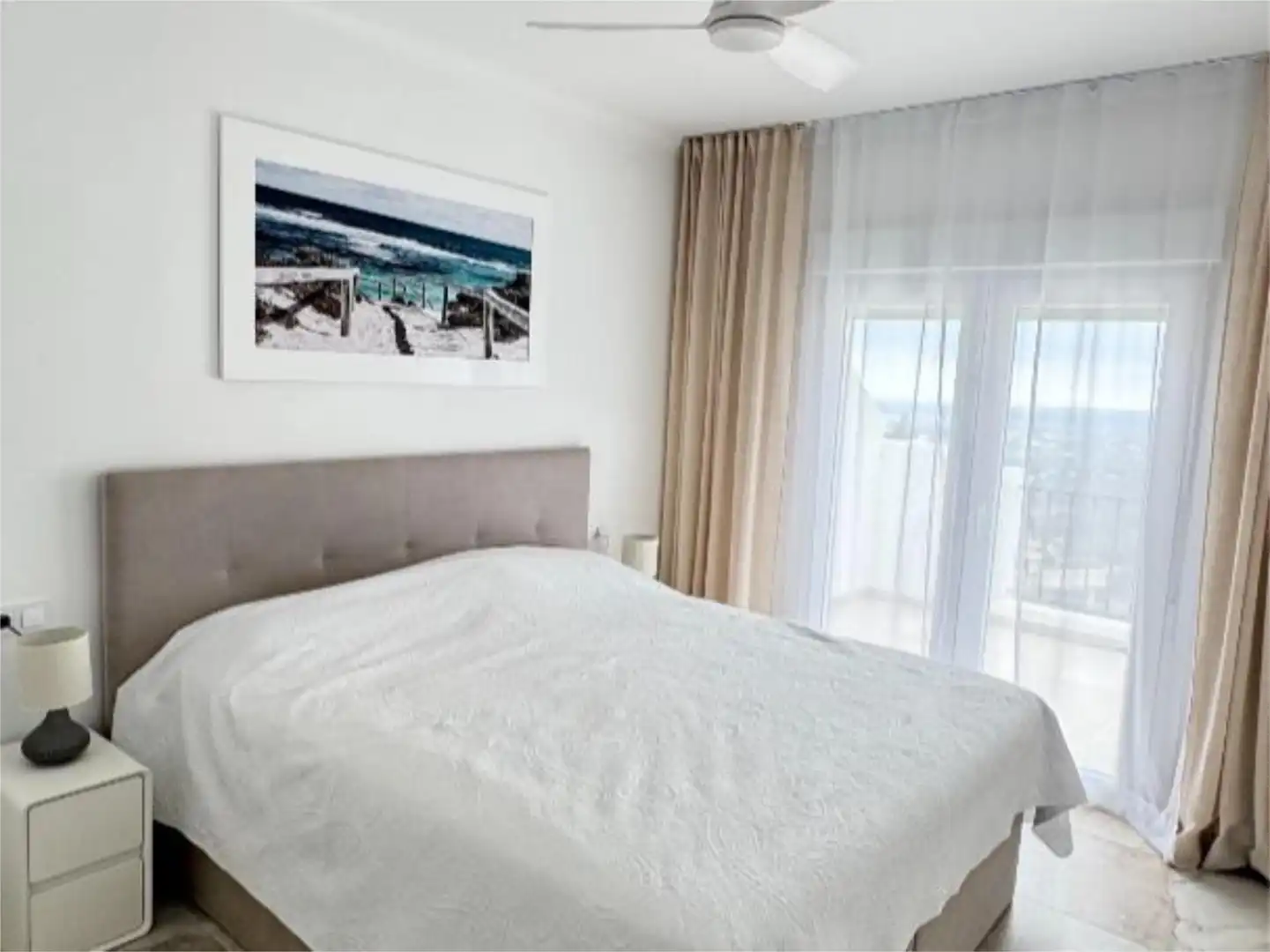 Dúplex en venta en Calle Dinamarca, 60, Altea Hills Habitación de Dúplex en venta en Altea con Aire acondicionado, Calefacción y Jardín privado