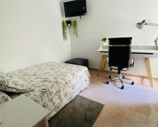 Bedroom of Flat to share in Godella  with Furnished
