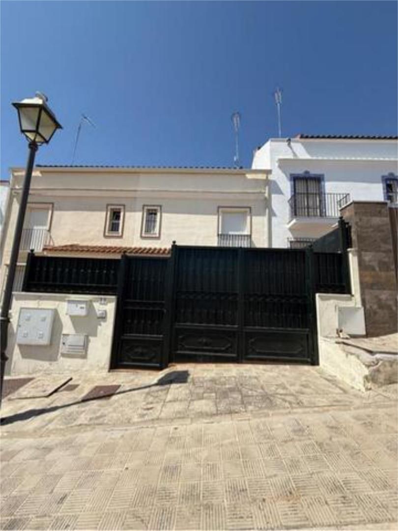 Exterior view of House or chalet for sale in Villamartín