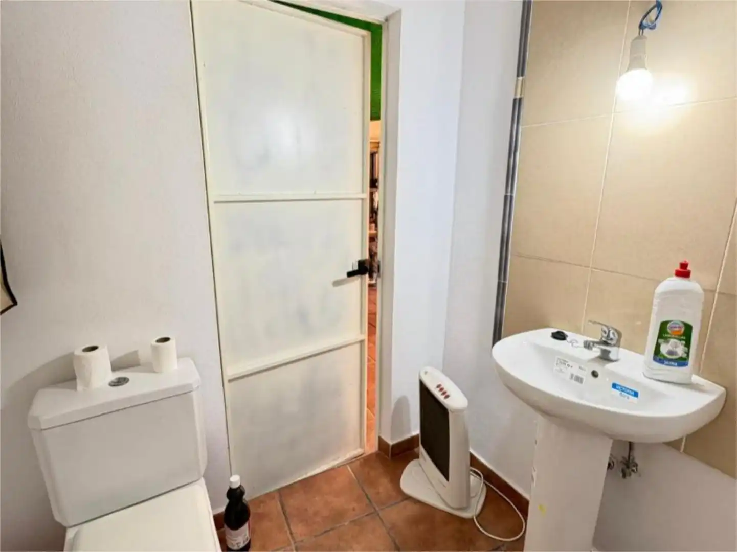 Finca rústica en venta en Calle Alhambra, 22, Villanueva de las Torres Baño de Finca rústica en venta en Villanueva de las Torres con Terraza y Amueblado