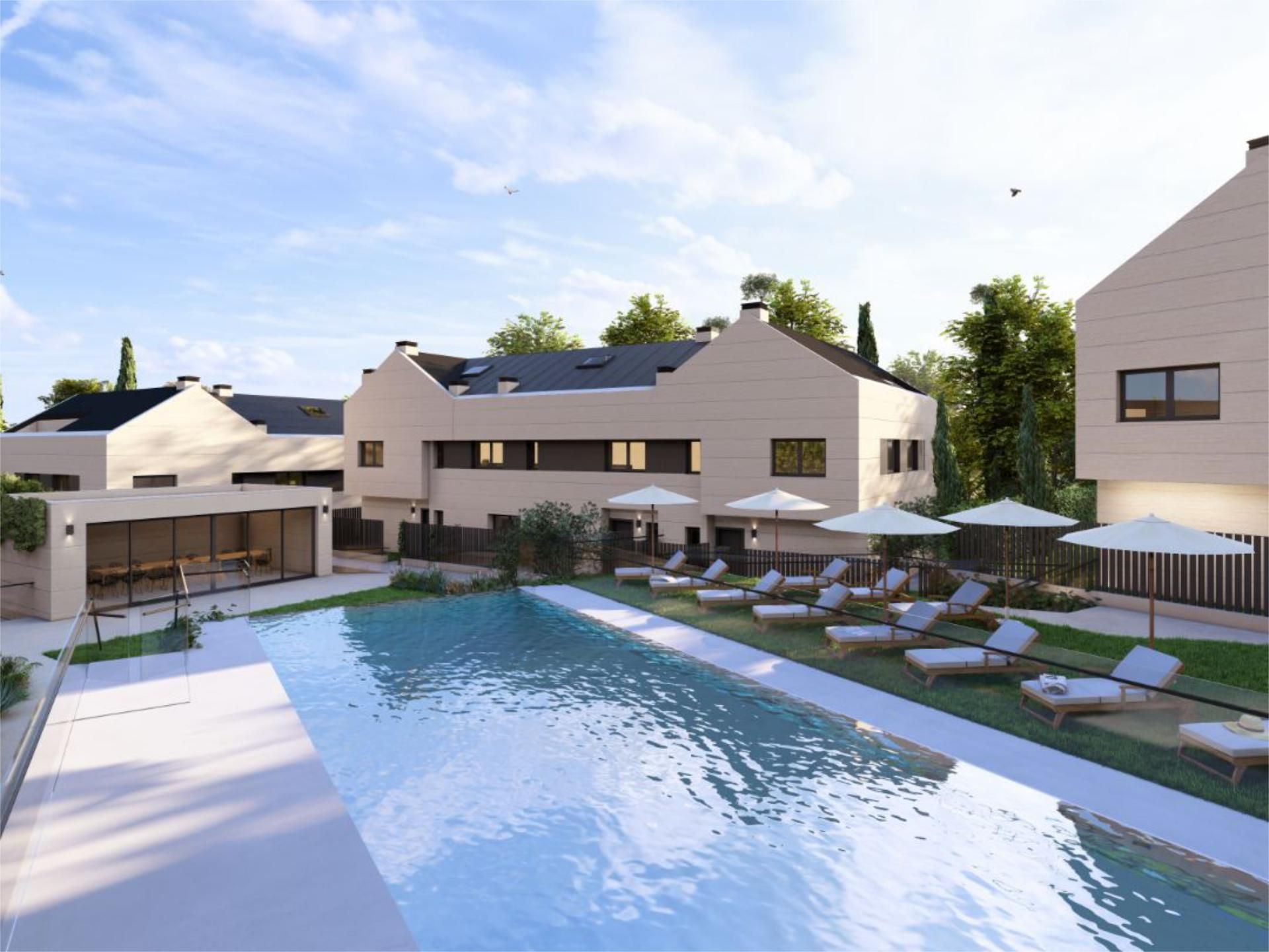 Piscina de Casa o xalet en venda en  Madrid Capital amb Aire condicionat, Calefacció i Jardí privat