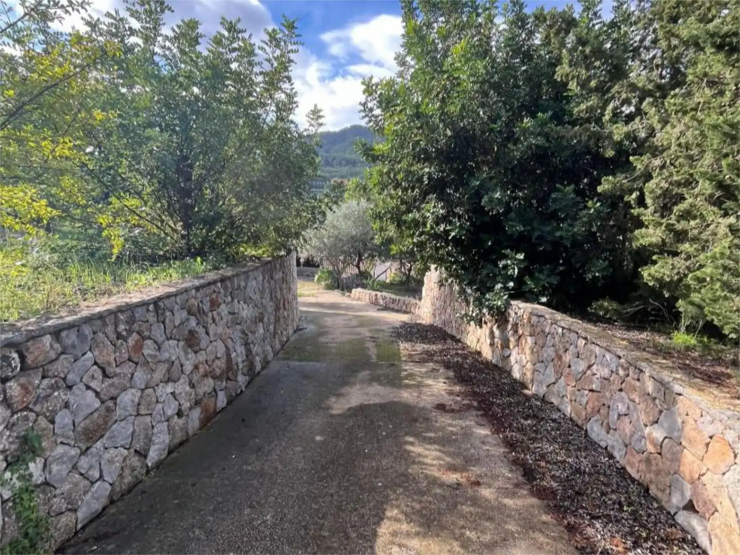 Land for sale in Carrer Llorenç Villalonga, 6, Esporles Exterior view of Land for sale in Esporles