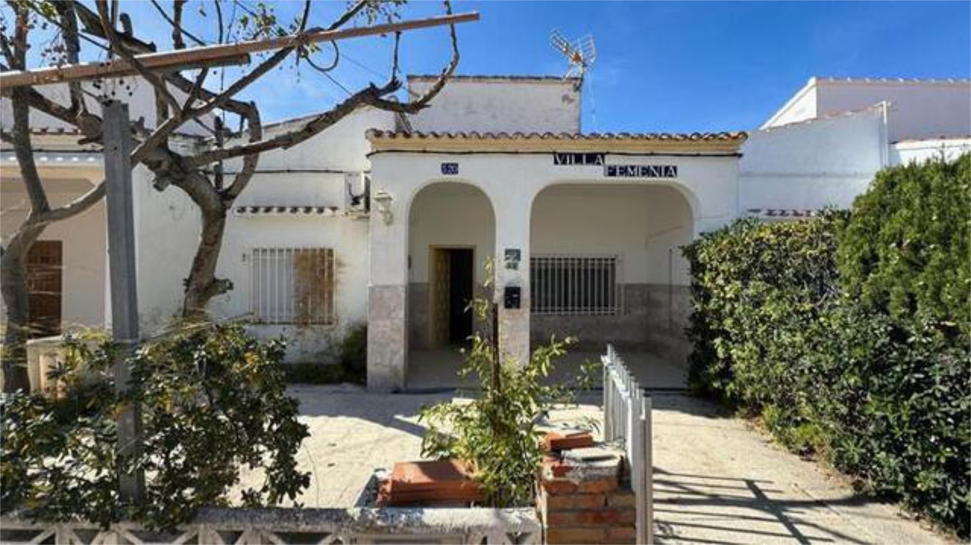 Exterior view of Single-family semi-detached to rent in Dénia