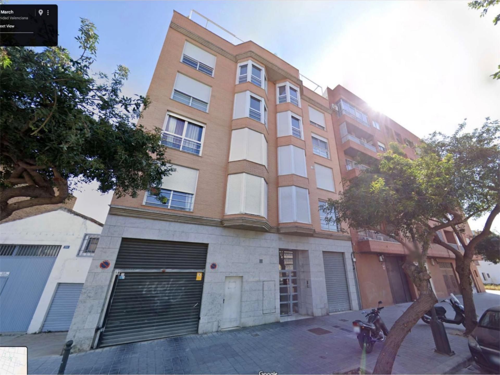 Vista exterior de Pis en venda en  Valencia Capital amb Terrassa i Balcó