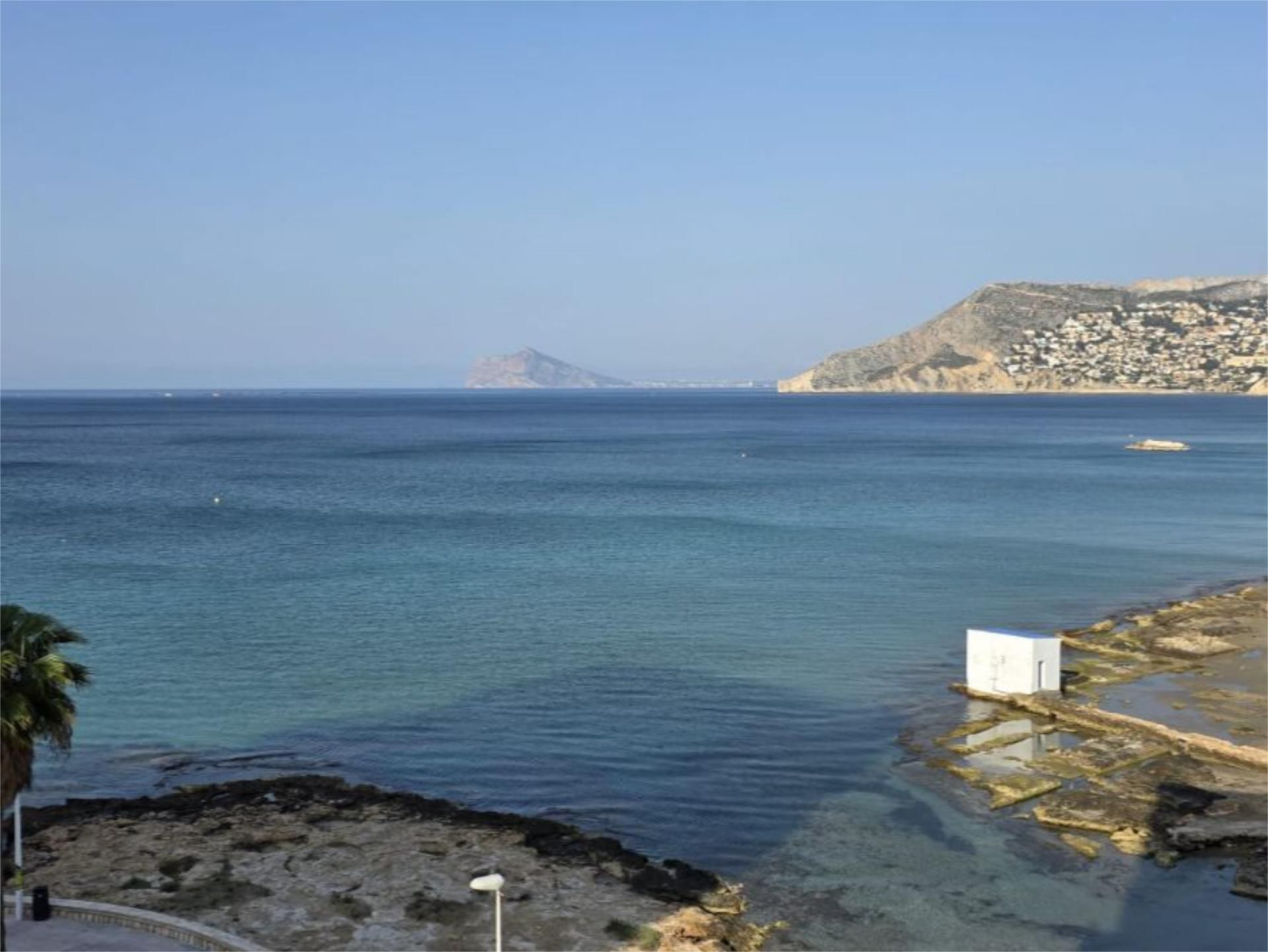Vista exterior de Pis en venda en Calpe / Calp amb Terrassa, Piscina i Balcó