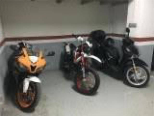 Garaje en Alquiler en Iztieta - Olibet - Etxeberrieta