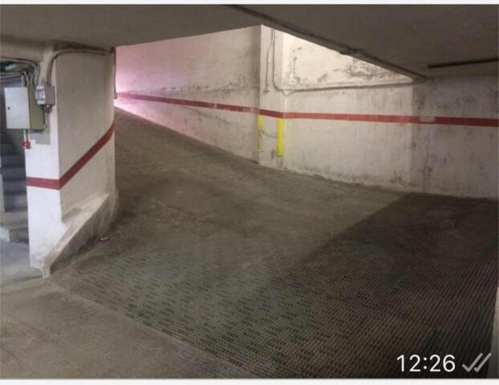 Parking of Garage to rent in Torrevieja