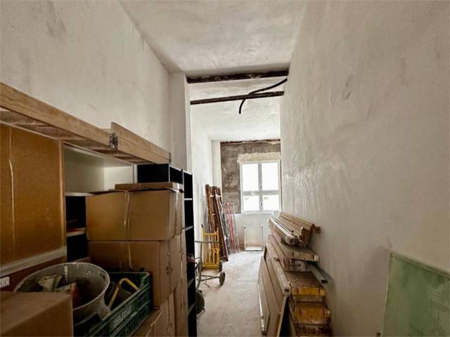 Local comercial en Venta en Calle del Apóstol Santiago, 14 en Ventas