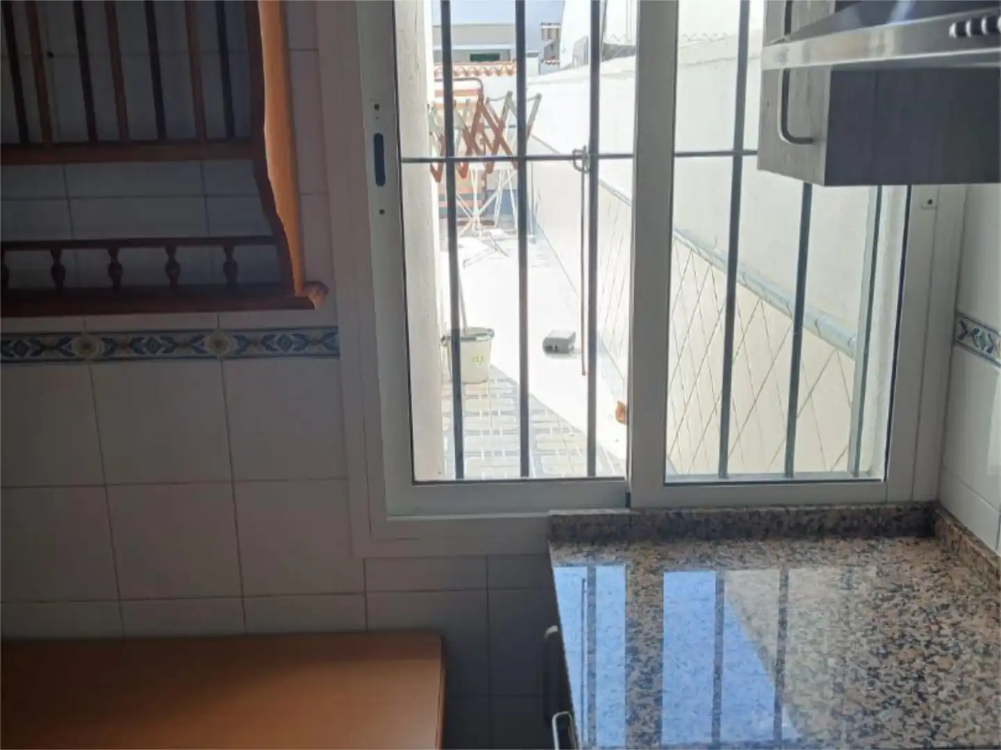 Cuina de Casa adosada per a compartir en Puerto Real amb Moblat