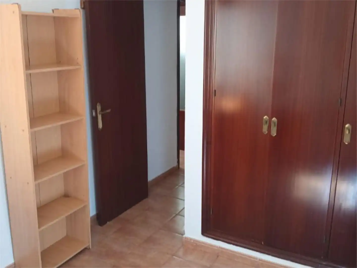 Casa adosada per a compartir en Puerto Real amb Moblat
