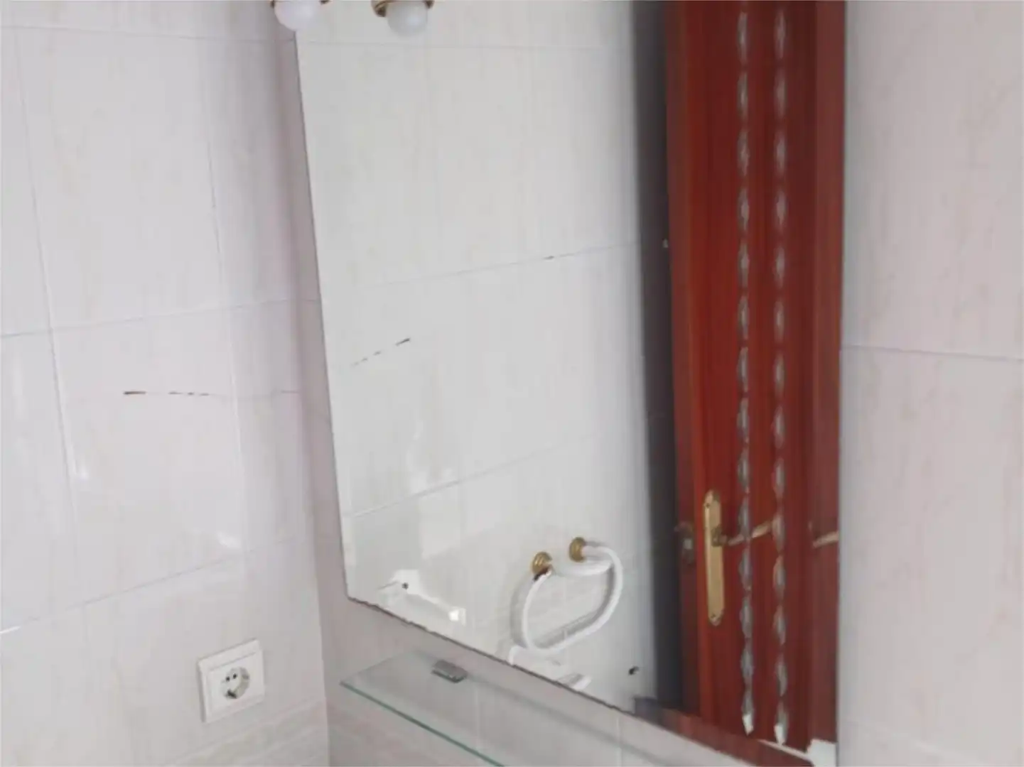 Bany de Casa adosada per a compartir en Puerto Real amb Moblat