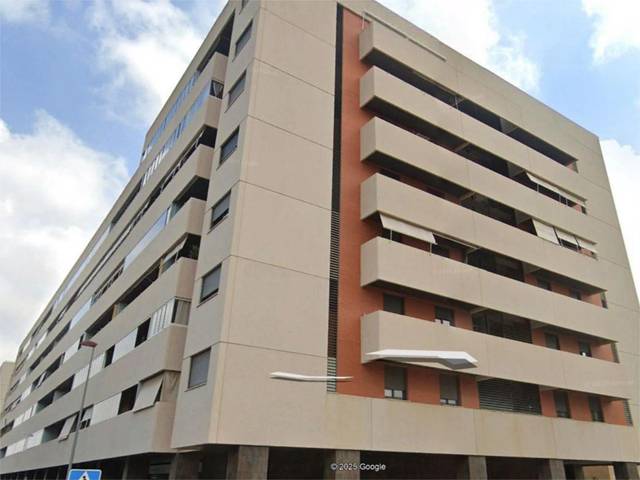 Piso en Venta en Calle Periodista Ángel Serradilla, 14 en Marismas del Polvorín