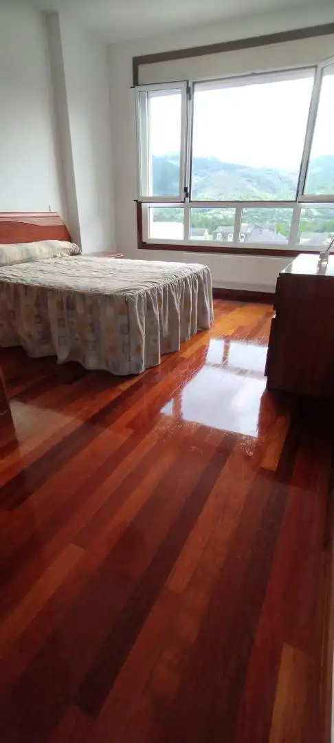 Piso en venta en Rúa Río Lor, Quiroga Habitación de Piso en venta en Quiroga con Calefacción, Parquet y Trastero