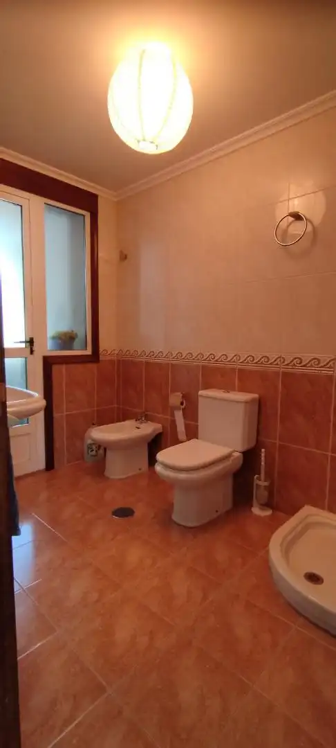 Piso en venta en Rúa Río Lor, Quiroga Baño de Piso en venta en Quiroga con Calefacción, Parquet y Trastero