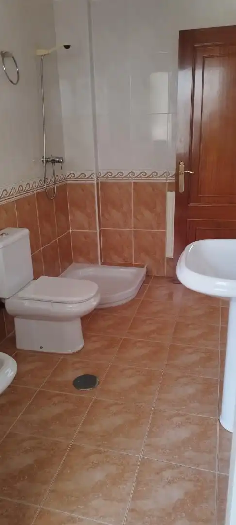 Piso en venta en Rúa Río Lor, Quiroga Baño de Piso en venta en Quiroga con Calefacción, Parquet y Trastero