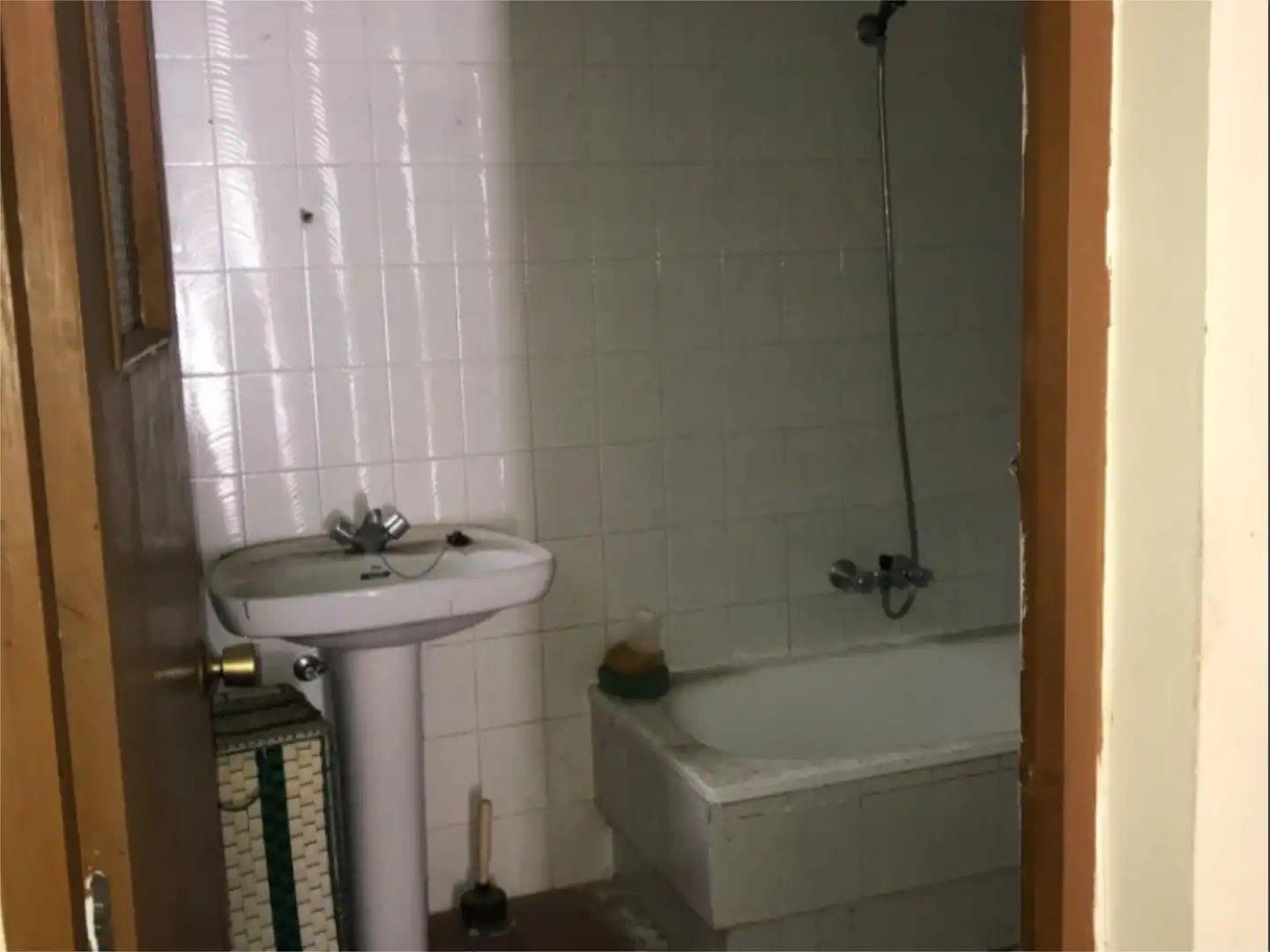 Einfamilien-Reihenhaus zum Verkauf in Calle la Seo, 15, Valencia de Don Juan Badezimmer von Einfamilien-Reihenhaus zum Verkauf in Valencia de Don Juan mit Heizung