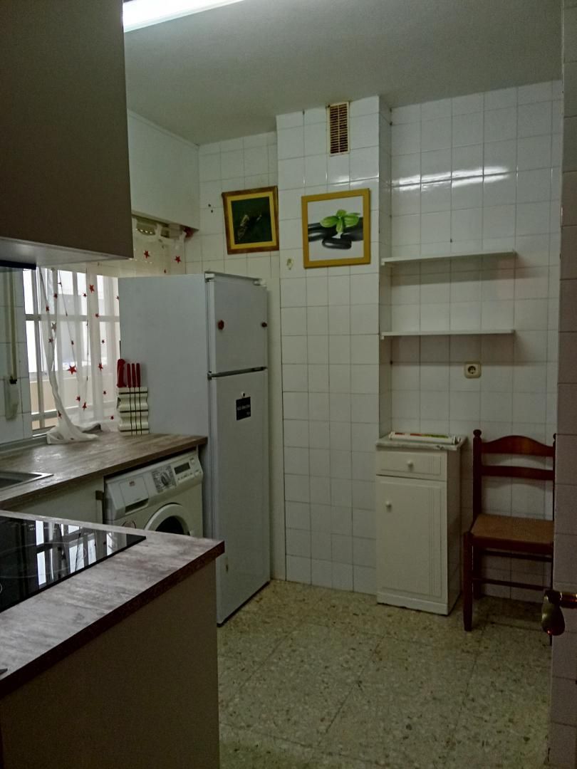 Cuina de Dúplex de lloguer en Fene amb Calefacció i Moblat