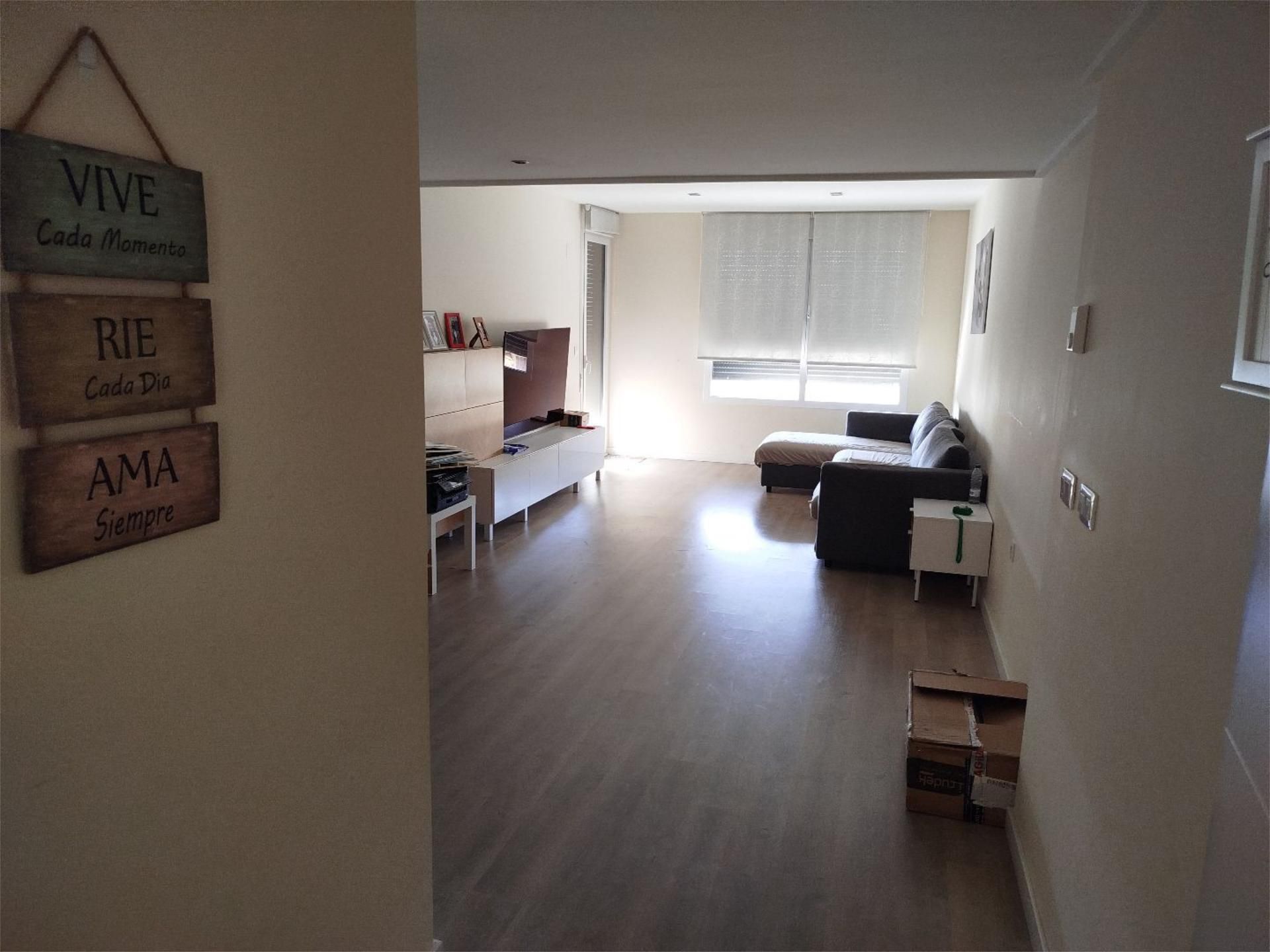 Sala d'estar de Pis de lloguer en  Albacete Capital amb Calefacció, Piscina i Moblat