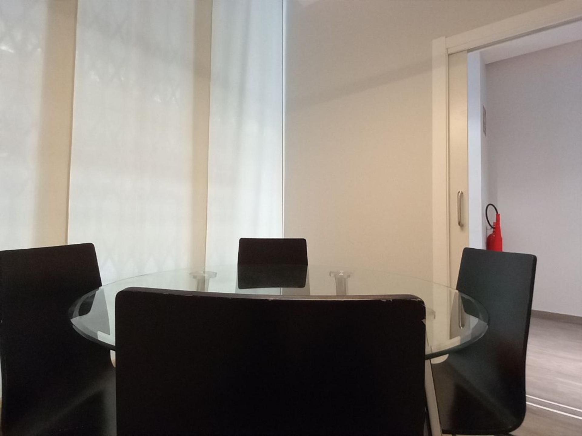 Comedor de Local de alquiler en  Barcelona Capital con Aire acondicionado, Calefacción y Parquet