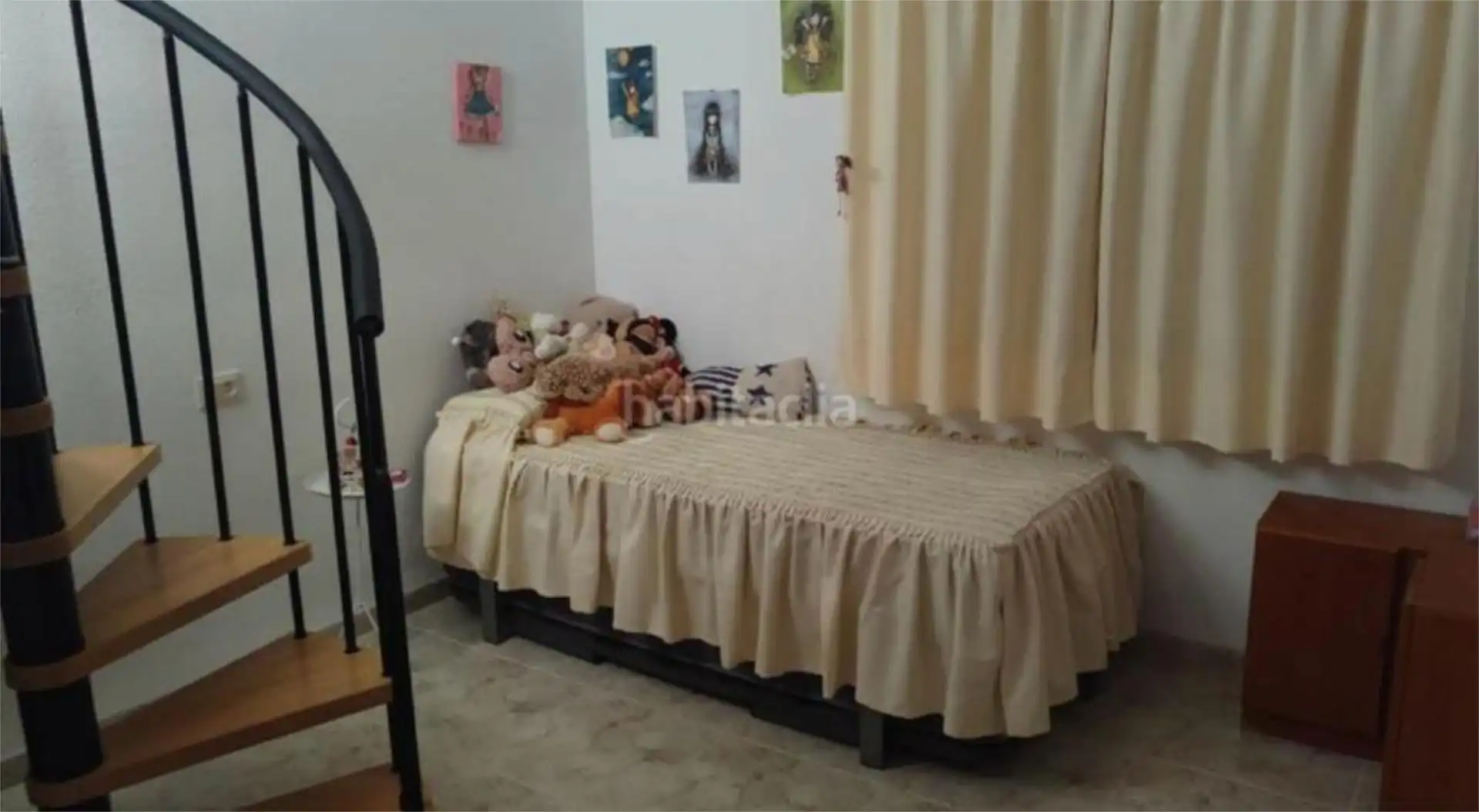 Houses for sale in Carrer del Mirador, 12, L'Ampolla Bedroom of Houses for sale in L'Ampolla with Air Conditioner, Heating and Private garden