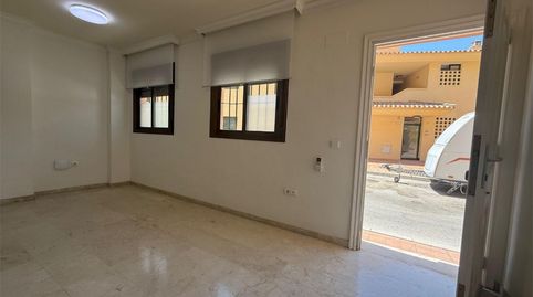 Foto 2 de Piso de alquiler en Calle Concepcion Arenal, 9, Cortijo Torrequebrada, Benalmádena
