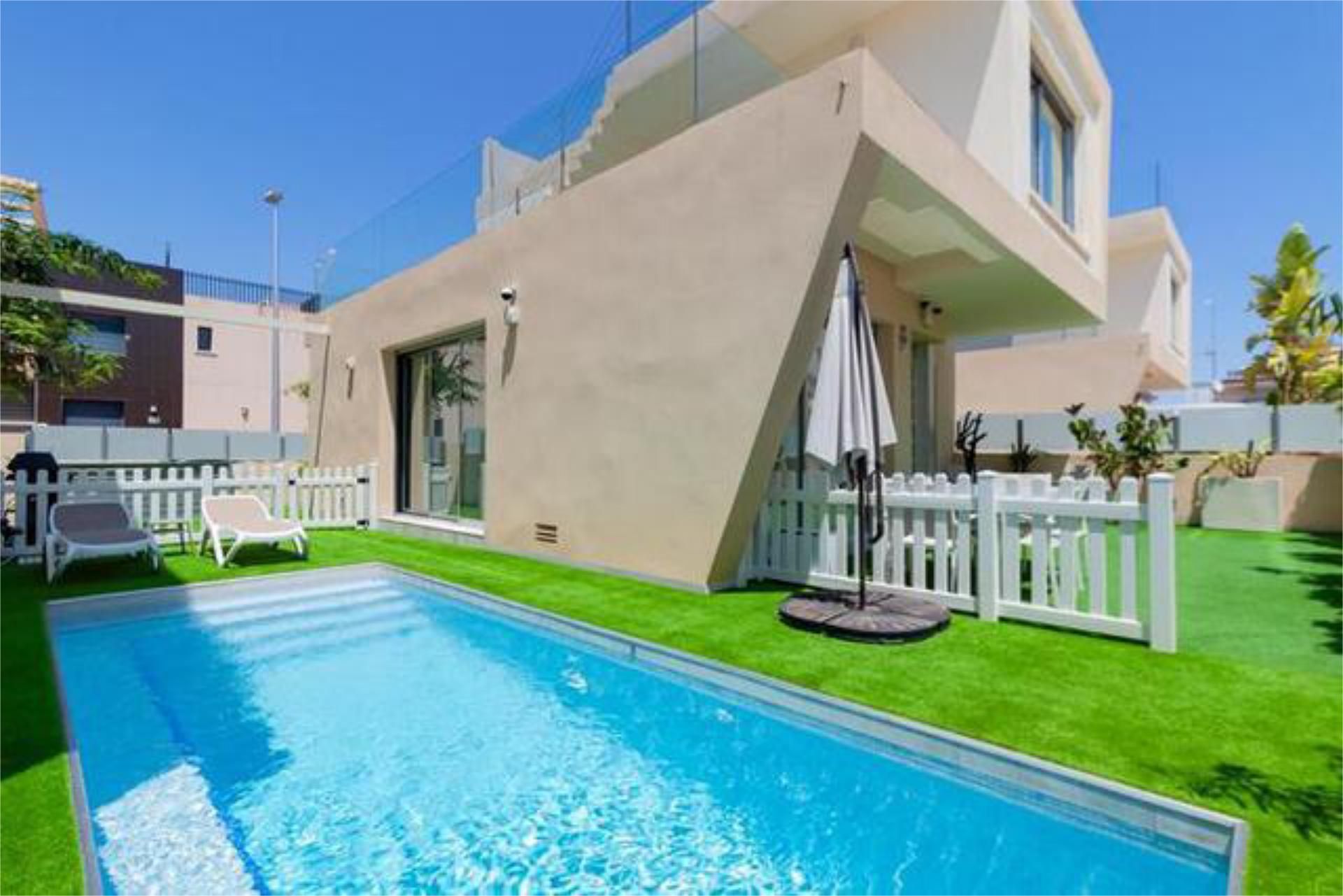 Piscina de Casa o chalet en venta en Pilar de la Horadada con Terraza y Piscina