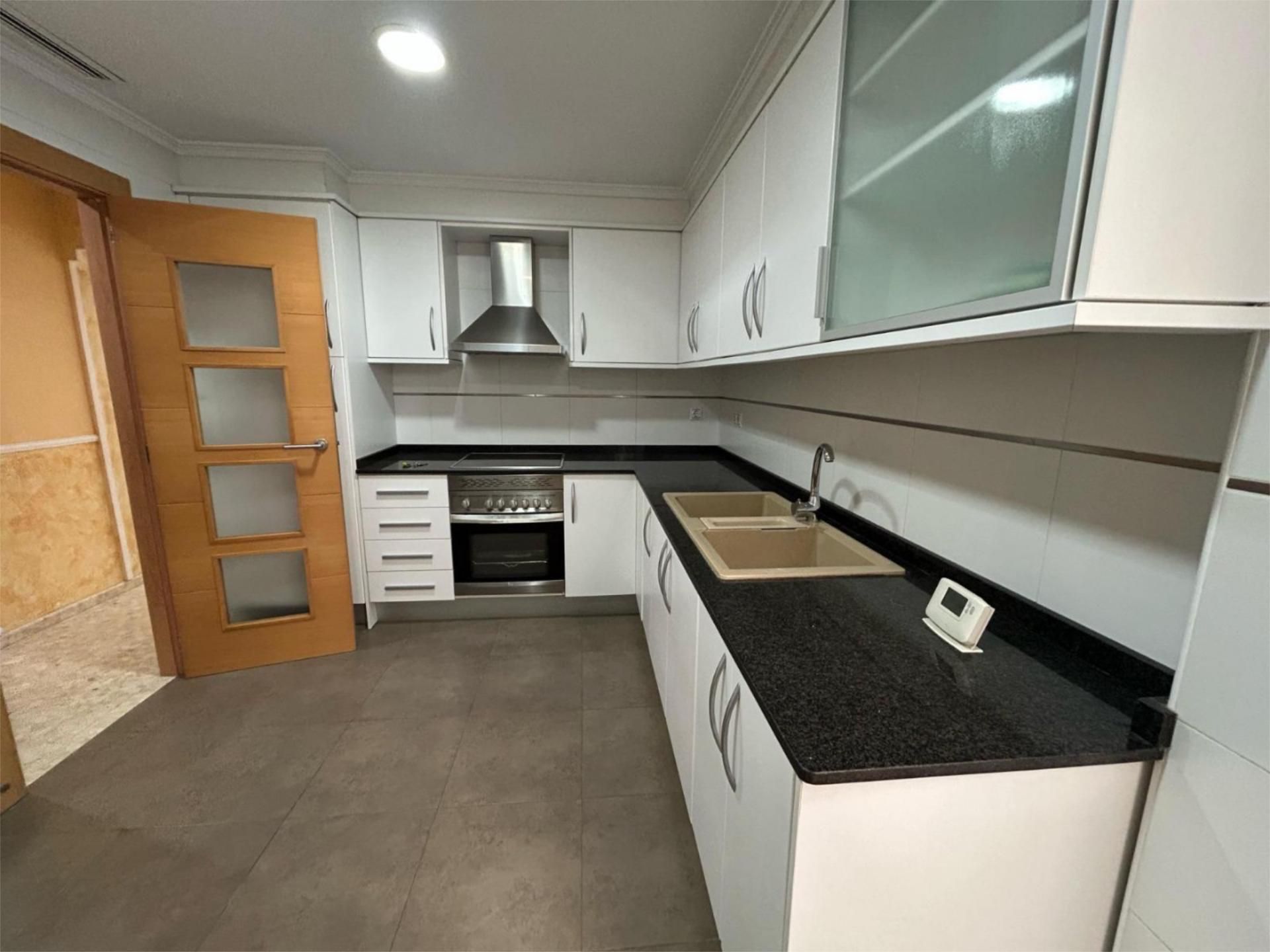 Flat for sale in Carrer José Capuz, Plaza Xúquer
