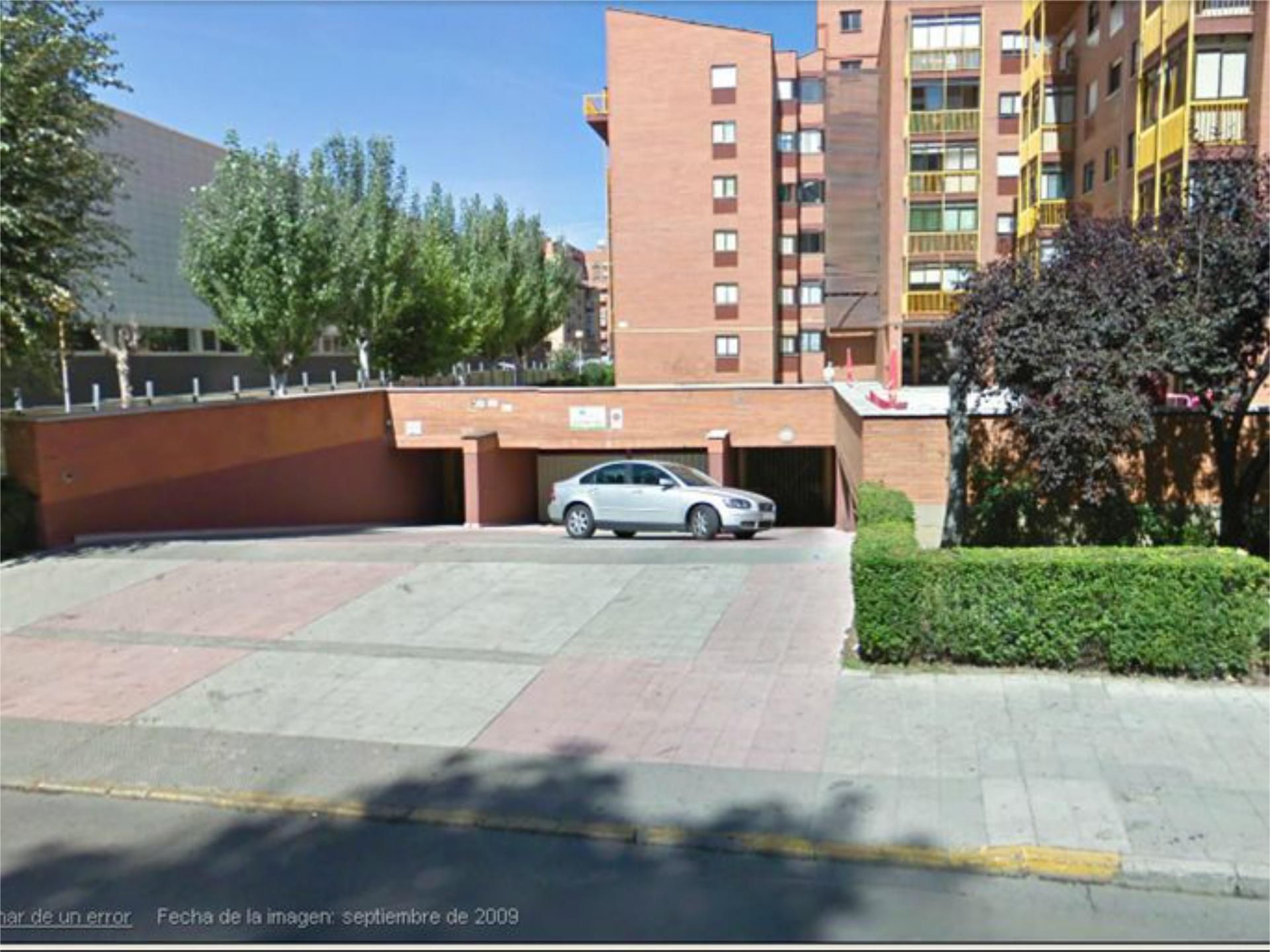 Aparcament de Garatge en venda en León Capital 