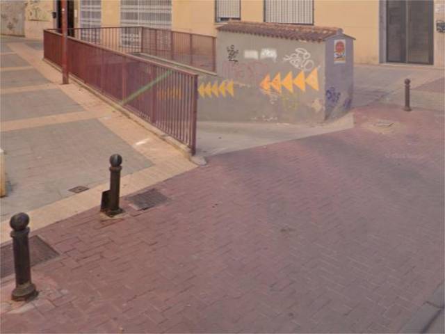 Garaje en Alquiler en Calle Moreno, 14 en Alcantarilla