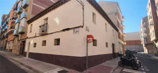 Casa adosada en Venta en Barrio de San José