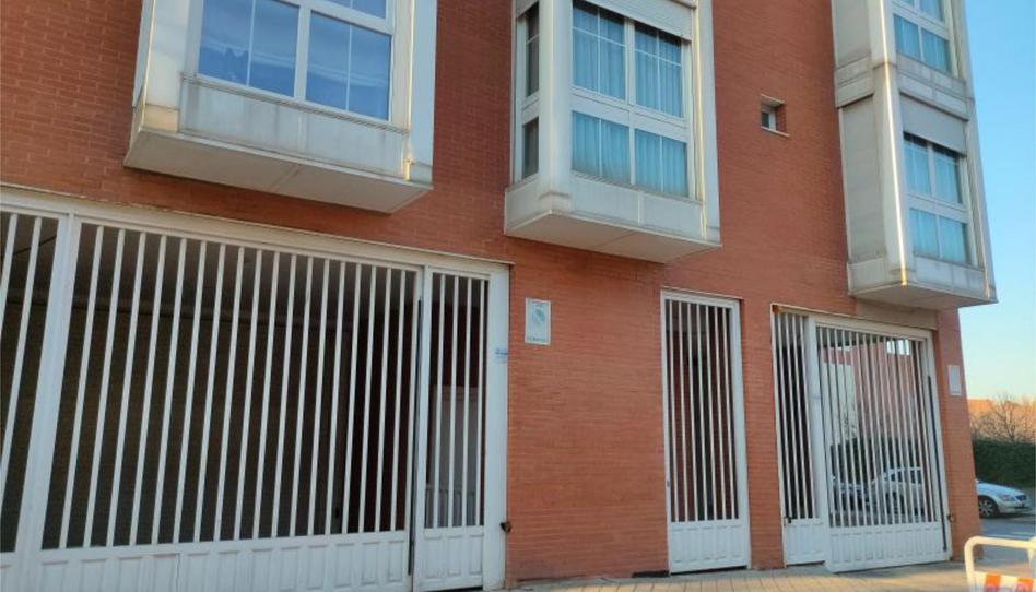 Box room to rent in Calle Tabatinga, 9, Salvador, Madrid - image 1 Photo 1 of Box room to rent in Calle Tabatinga, 9, Salvador, Madrid