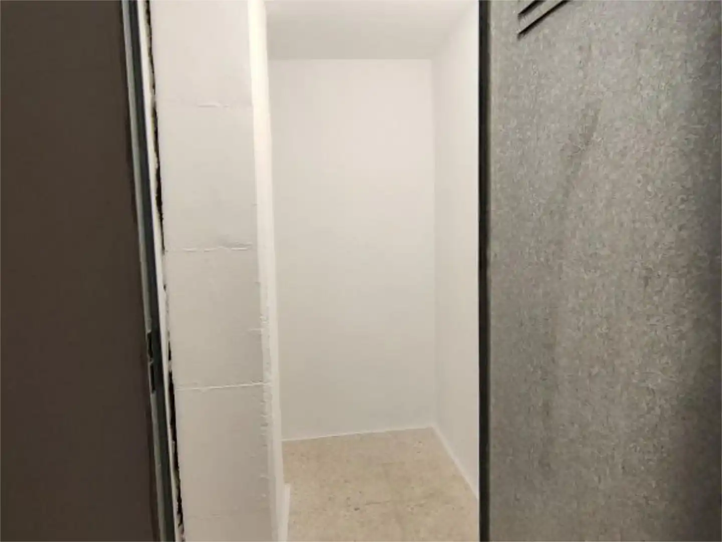 Storage room for rent in Calle Tabatinga, 9, Salvador Storage room for rent in Madrid