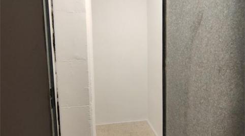 Box room to rent in Calle Tabatinga, 9, Salvador, Madrid - image 3 Photo 3 of Box room to rent in Calle Tabatinga, 9, Salvador, Madrid
