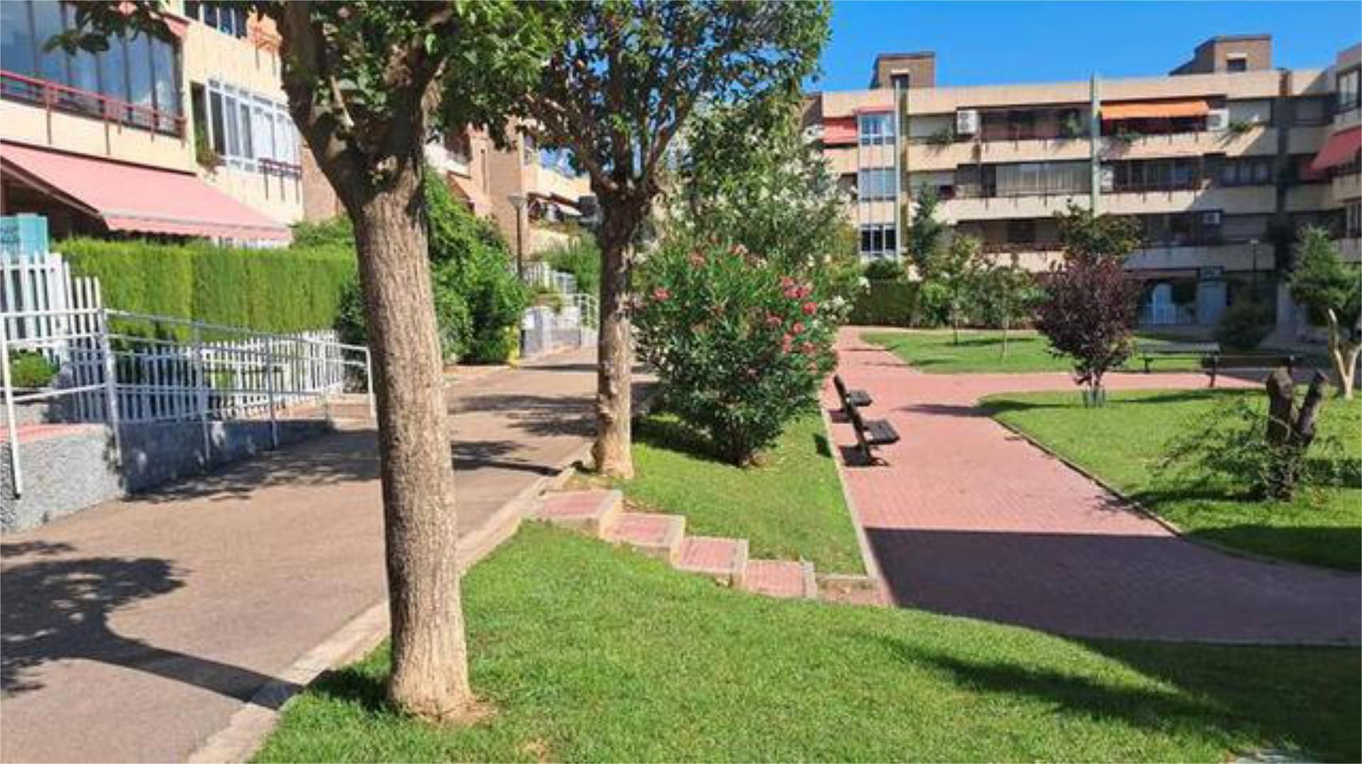 Exterior view of Flat to rent in  Zaragoza Capital  with Heating, Private garden and Terrace