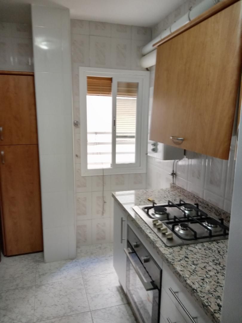 Cuina de Pis de lloguer en  Córdoba Capital amb Aire condicionat, Terrassa i Moblat