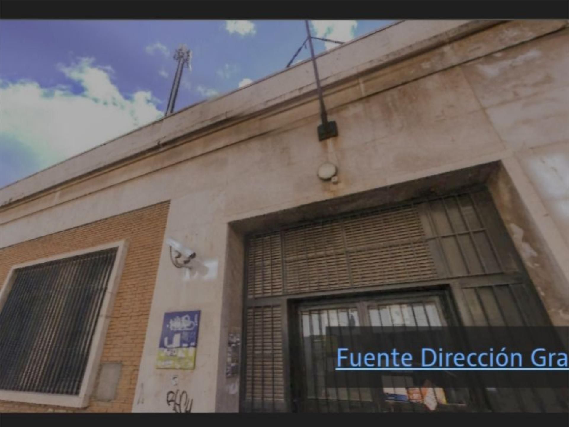 Exterior view of Premises for sale in  Madrid Capital