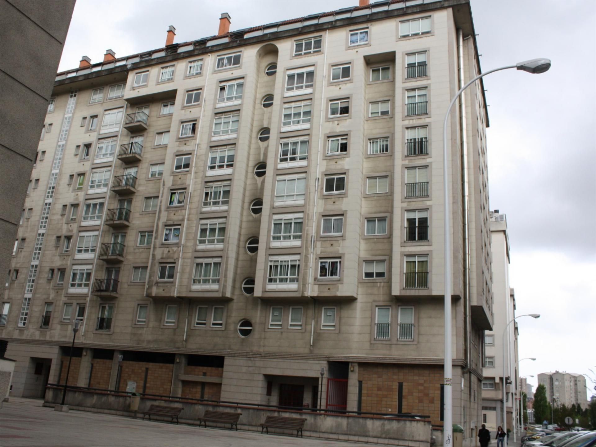 Vista exterior de Pis de lloguer en A Coruña Capital  amb Calefacció, Parquet i Traster