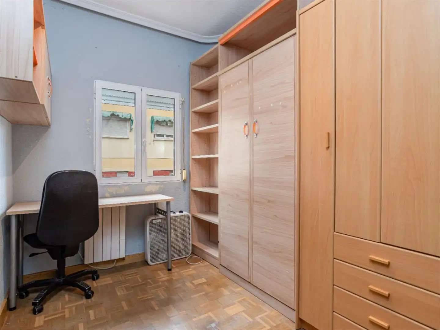 Bedroom of Flat for rent in Madrid  with Air Conditioner, Heating and Parquet flooring