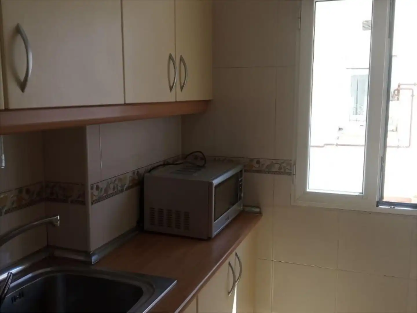 Kitchen of Flat for rent in Madrid  with Air Conditioner, Heating and Parquet flooring