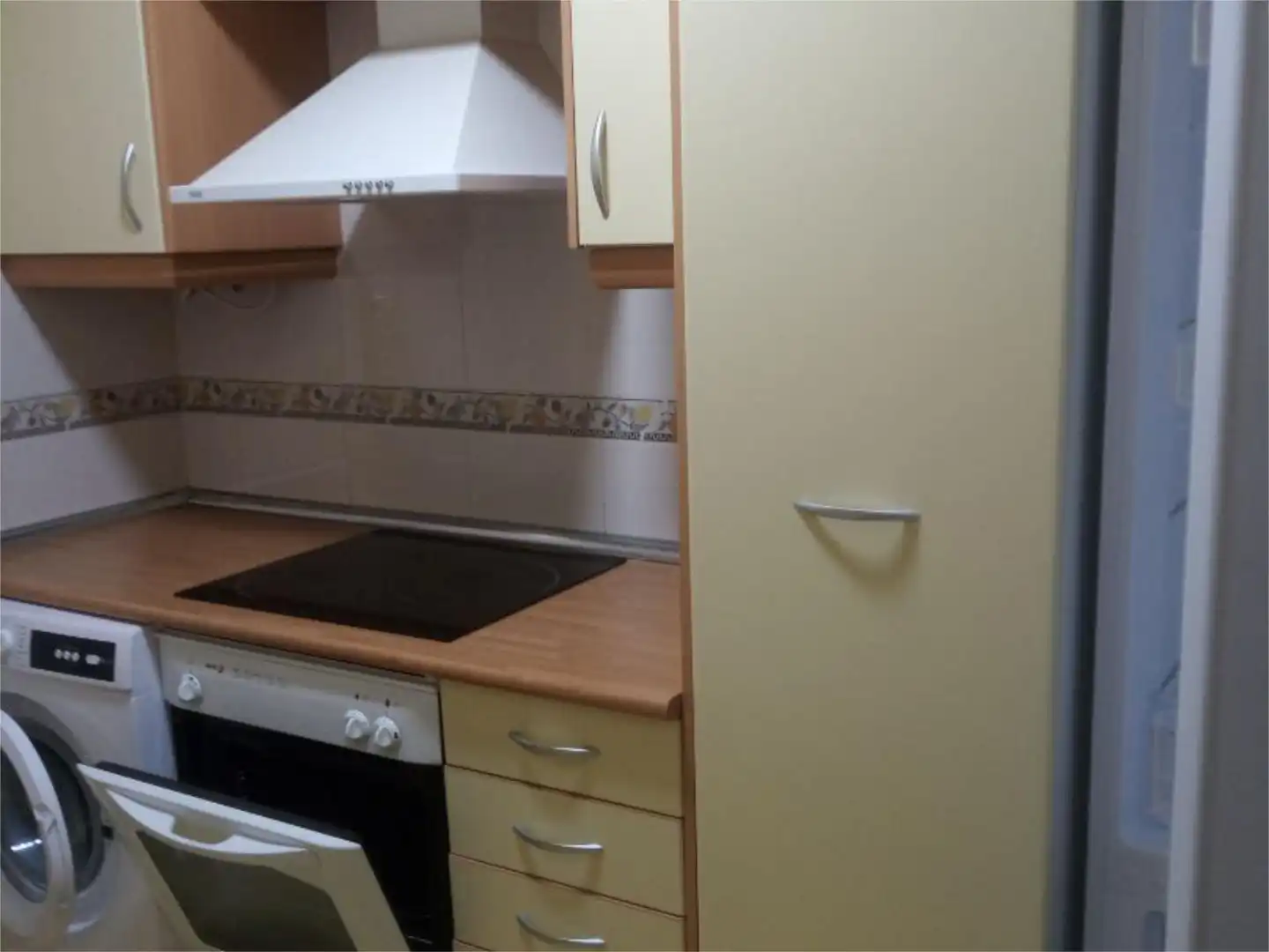 Kitchen of Flat for rent in Madrid  with Air Conditioner, Heating and Parquet flooring