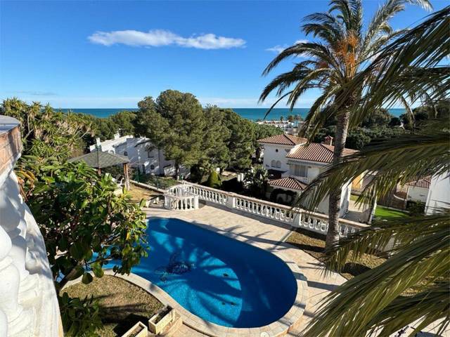 Piso en Alquiler en Carrer La Rioja, 1 en Pino Alto